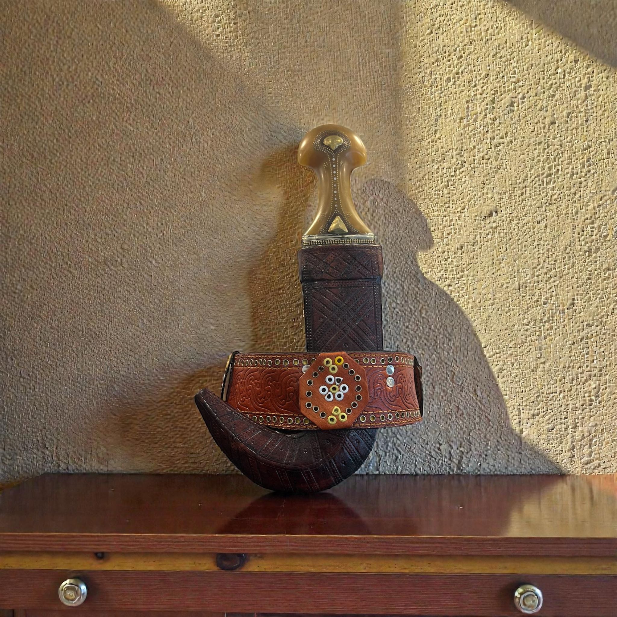 جنبية نجراني شبيه الزراف
